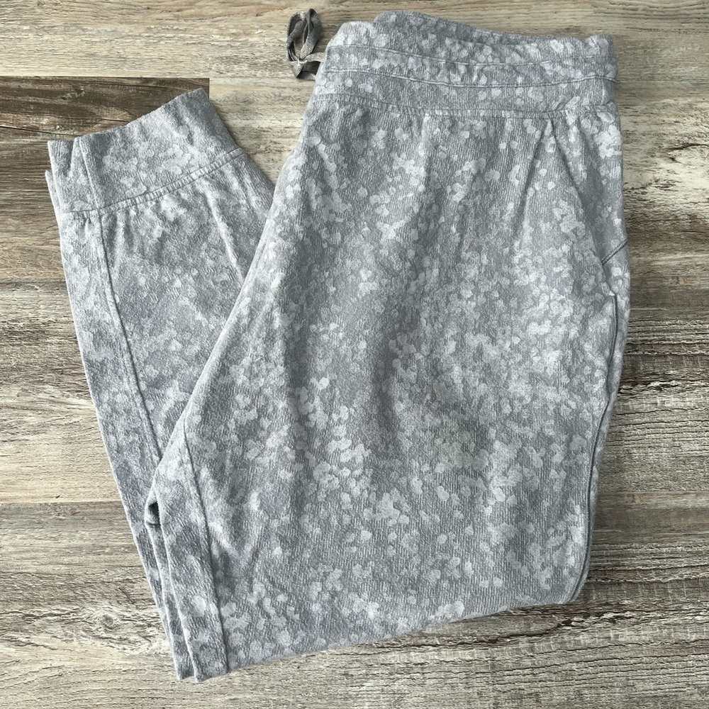 Lululemon Athletica Light Gray Joggers